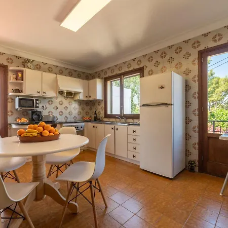 Villa Jeroni By Interhome